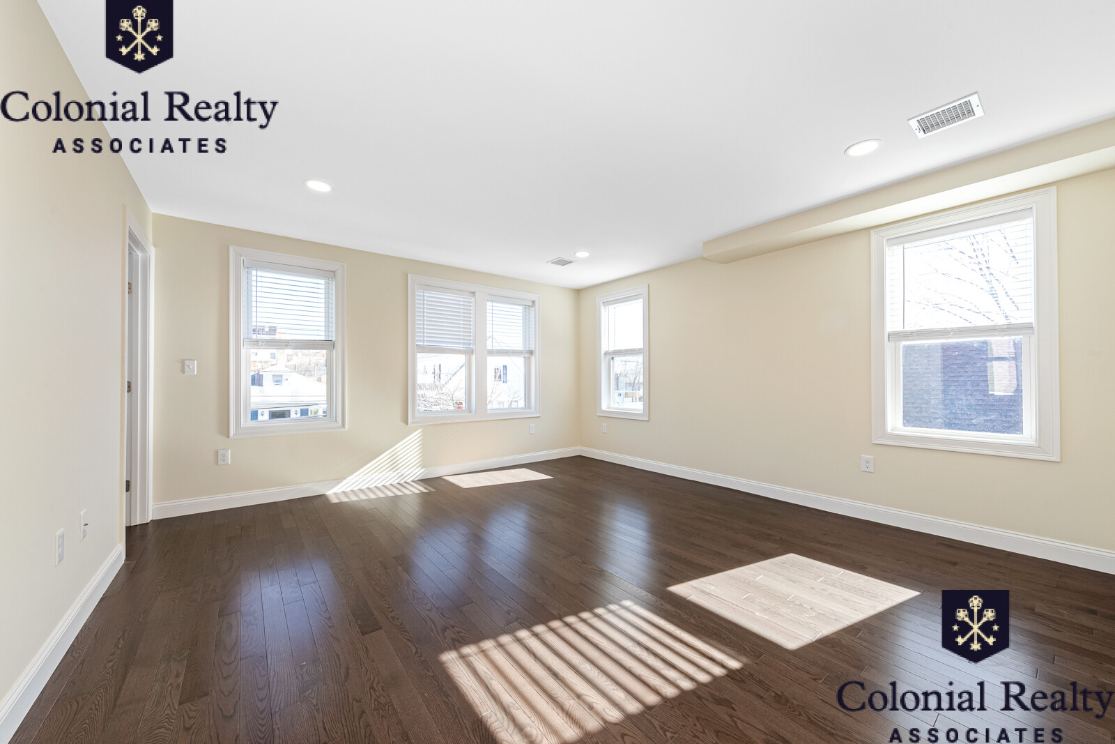 232 Fulton St, Medford