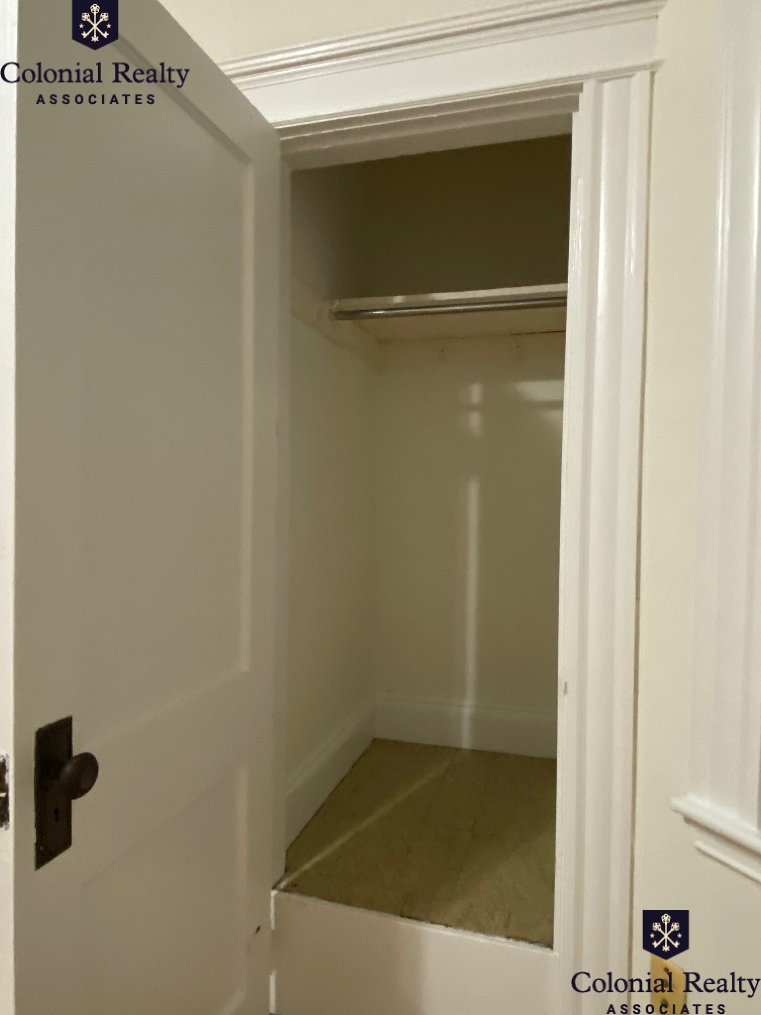 42 Strathmore Rd, Brighton