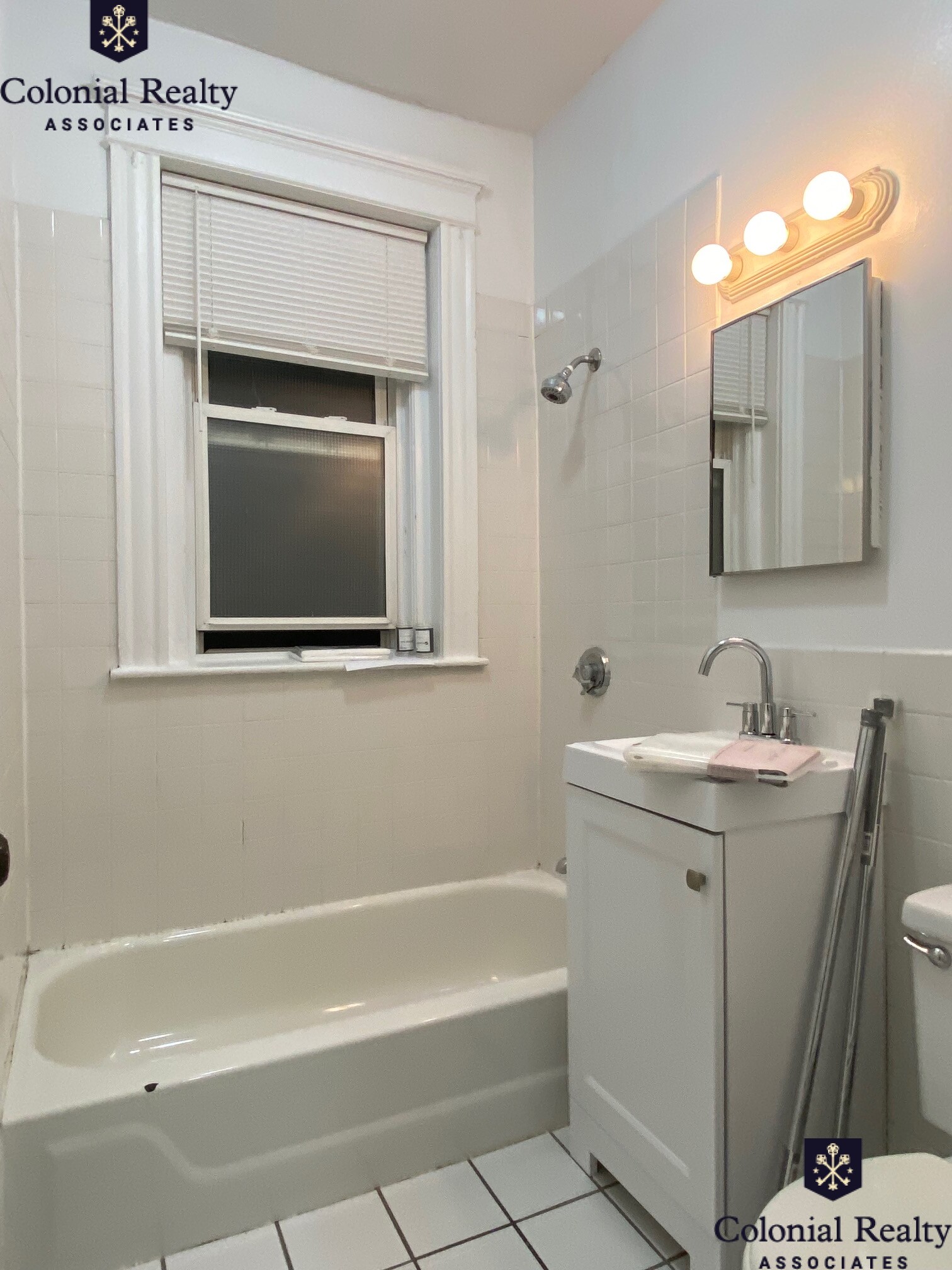 42 Strathmore Rd, Brighton