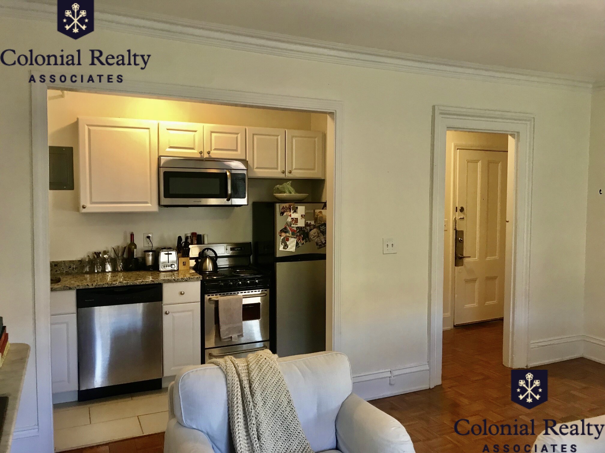 92 Charles St, Beacon Hill