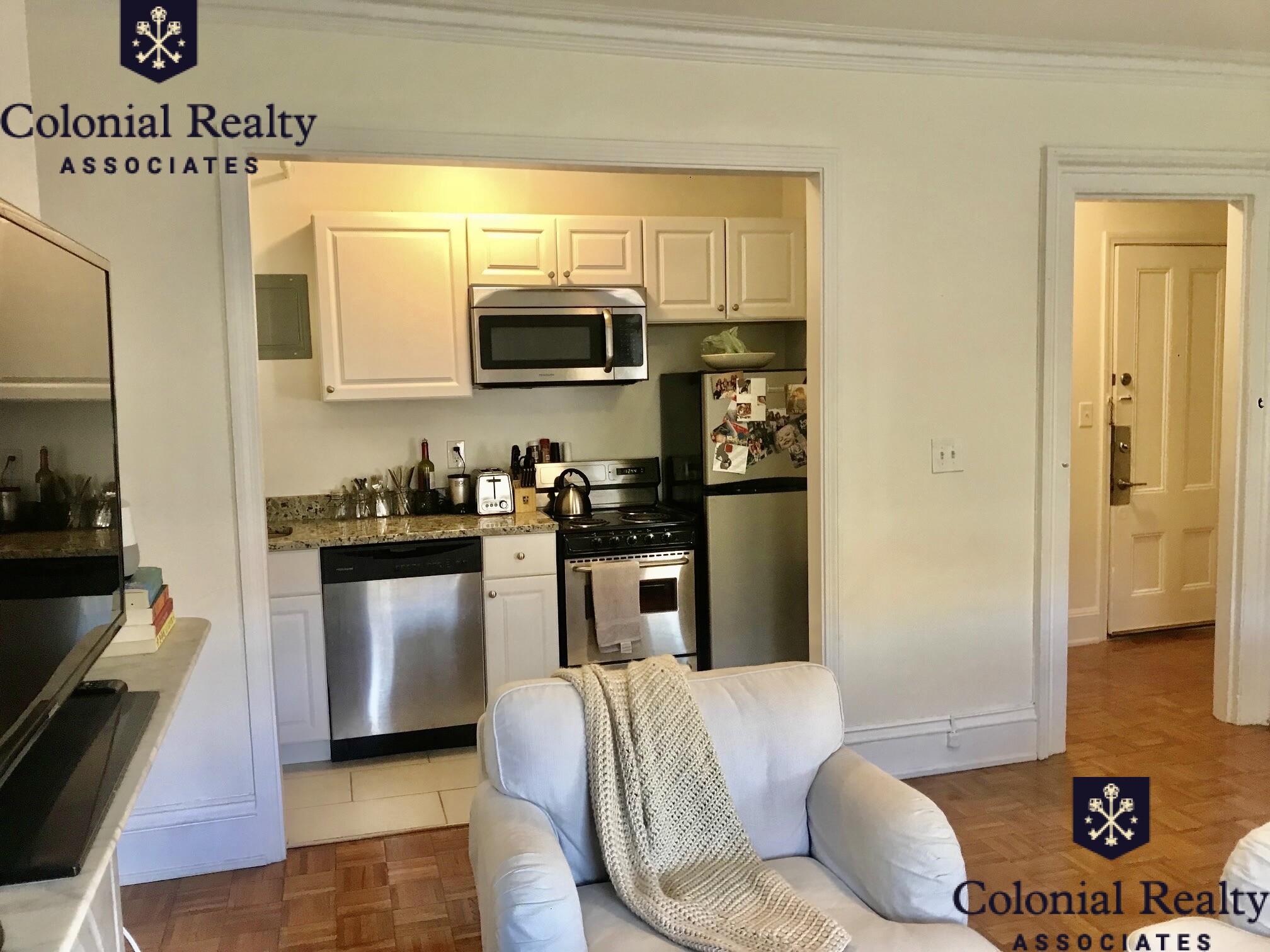 92 Charles St, Beacon Hill