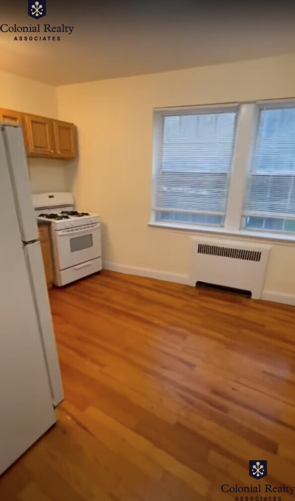 24 Fairbanks St, Coolidge Corner