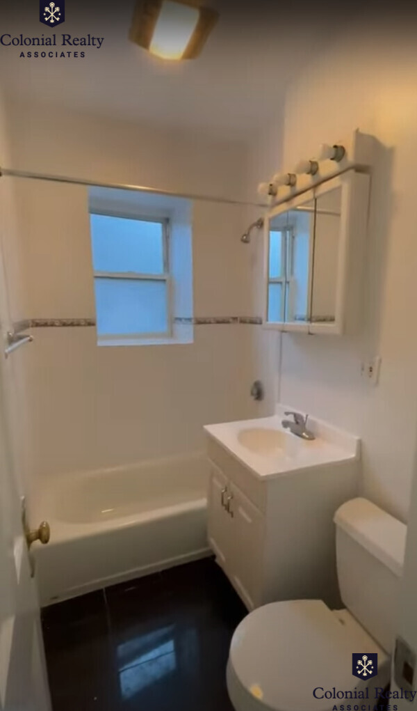 24 Fairbanks St, Coolidge Corner