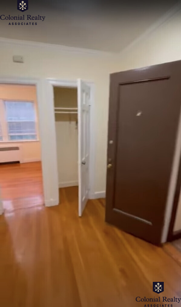 24 Fairbanks St, Coolidge Corner