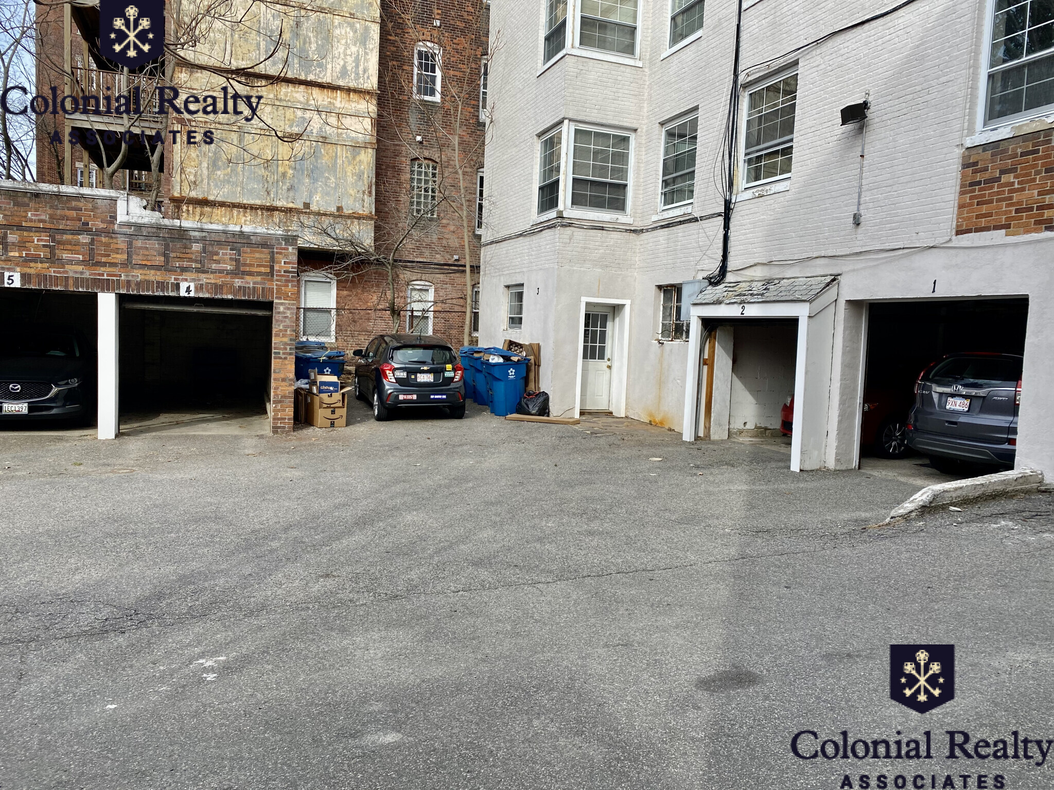 24 Fairbanks St, Coolidge Corner