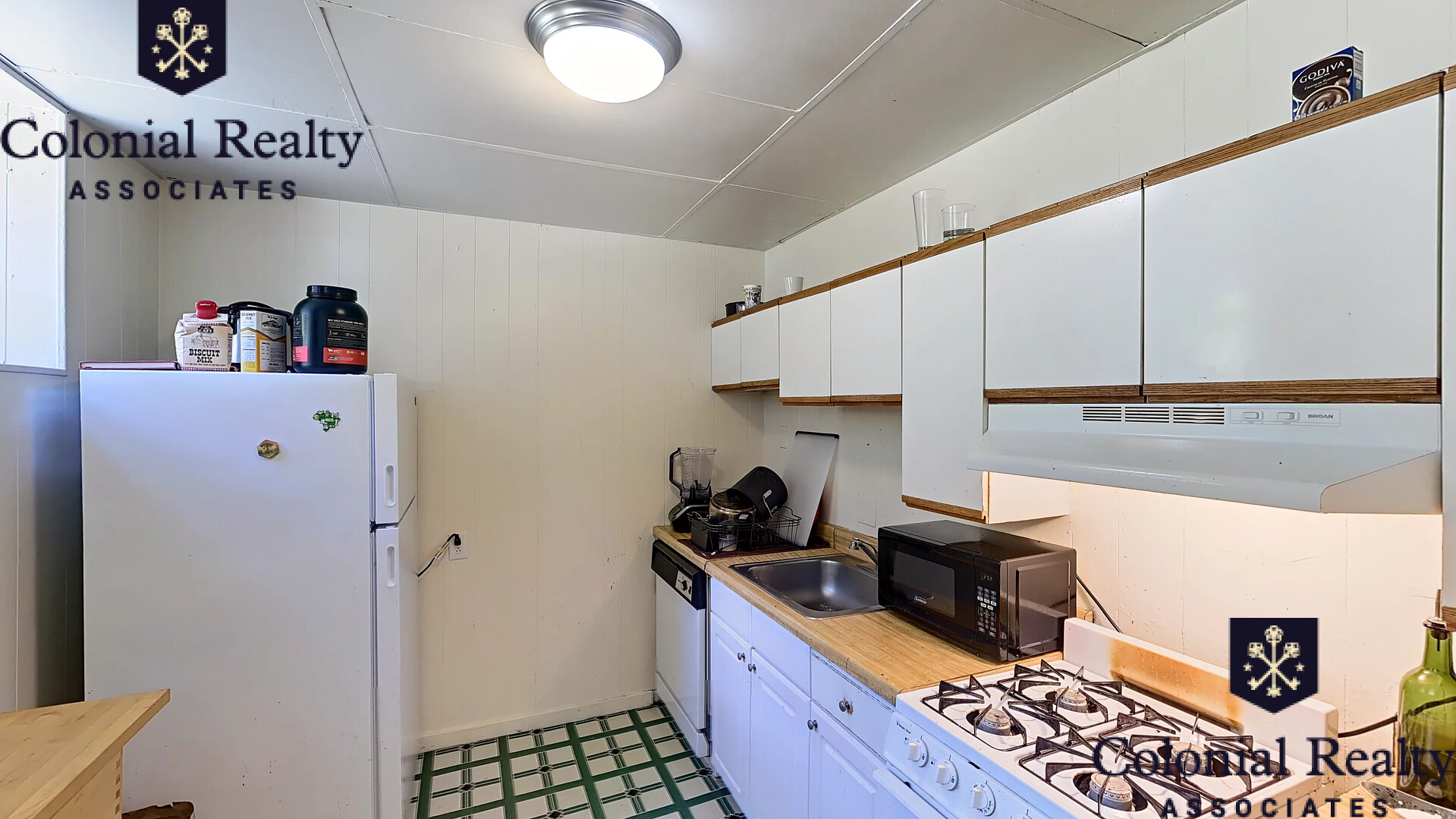 15 Glenville Ave, Allston