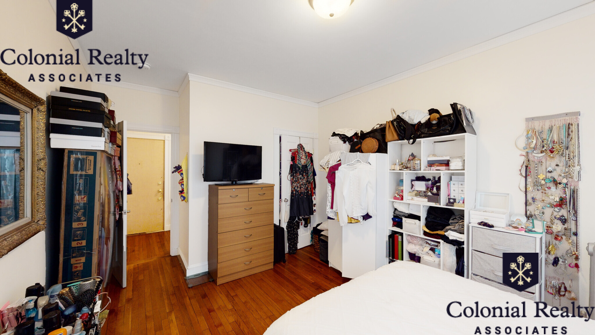 15 Glenville Ave, Allston