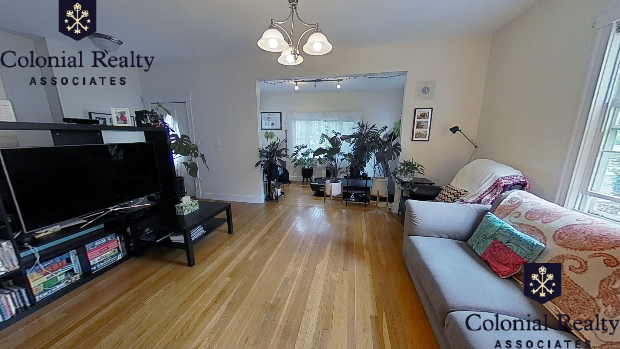 7 Woodleigh Rd, Watertown