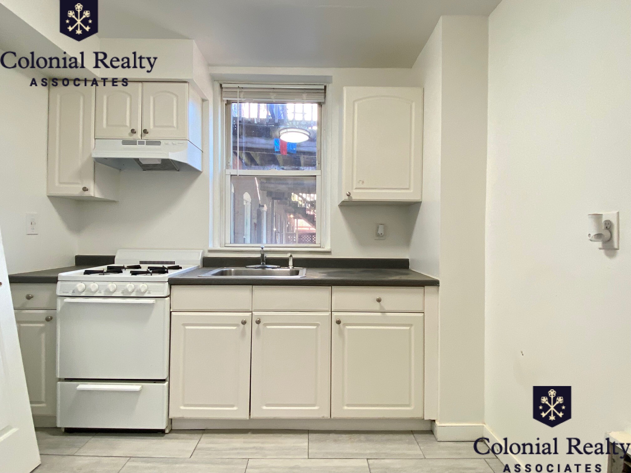 77 Brighton Ave, Allston