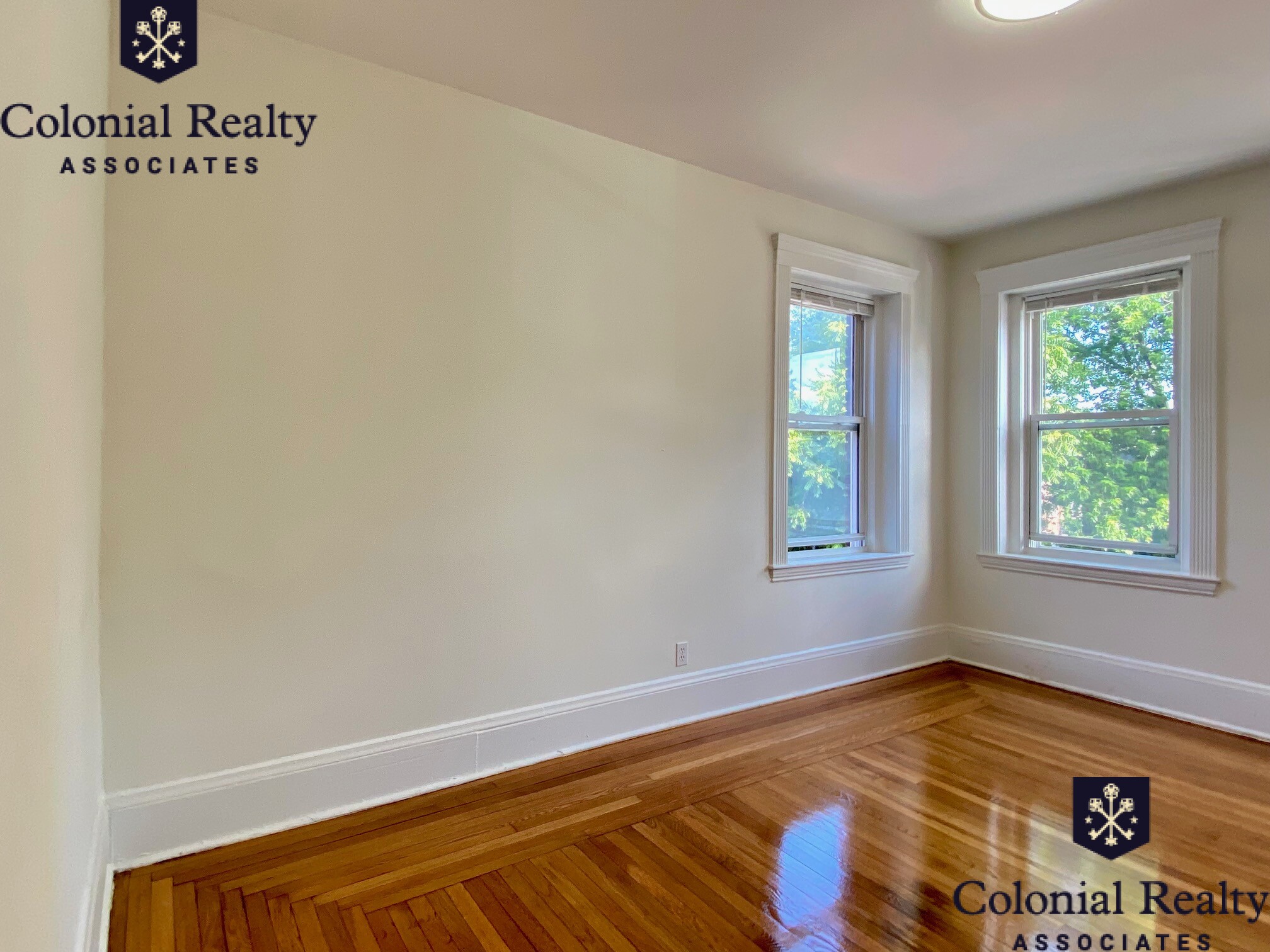 77 Brighton Ave, Allston