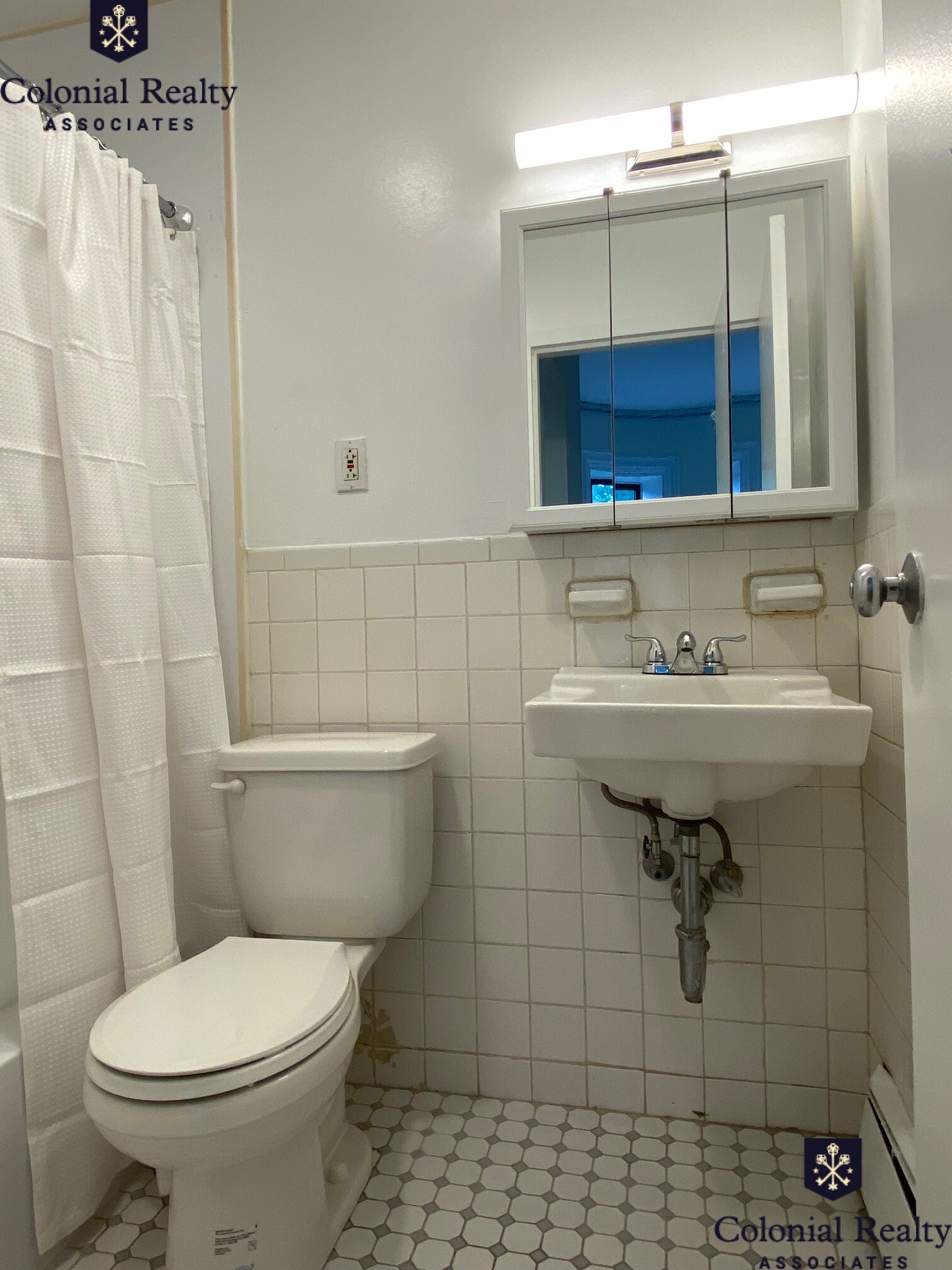 550 Massachusetts Ave, South End