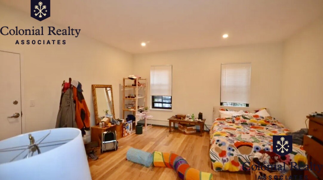 550 Massachusetts Ave, South End