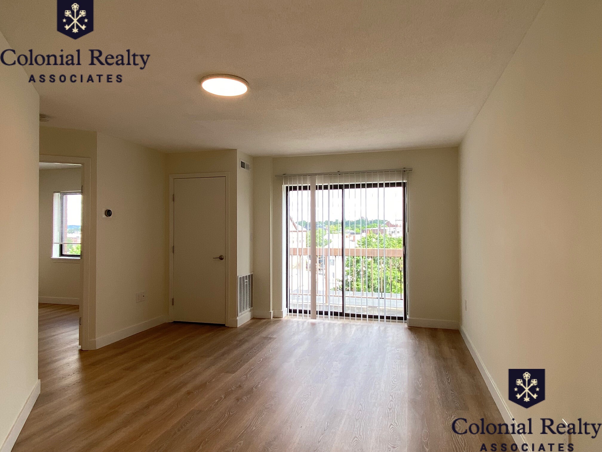 25 Webster Ave, East Somerville