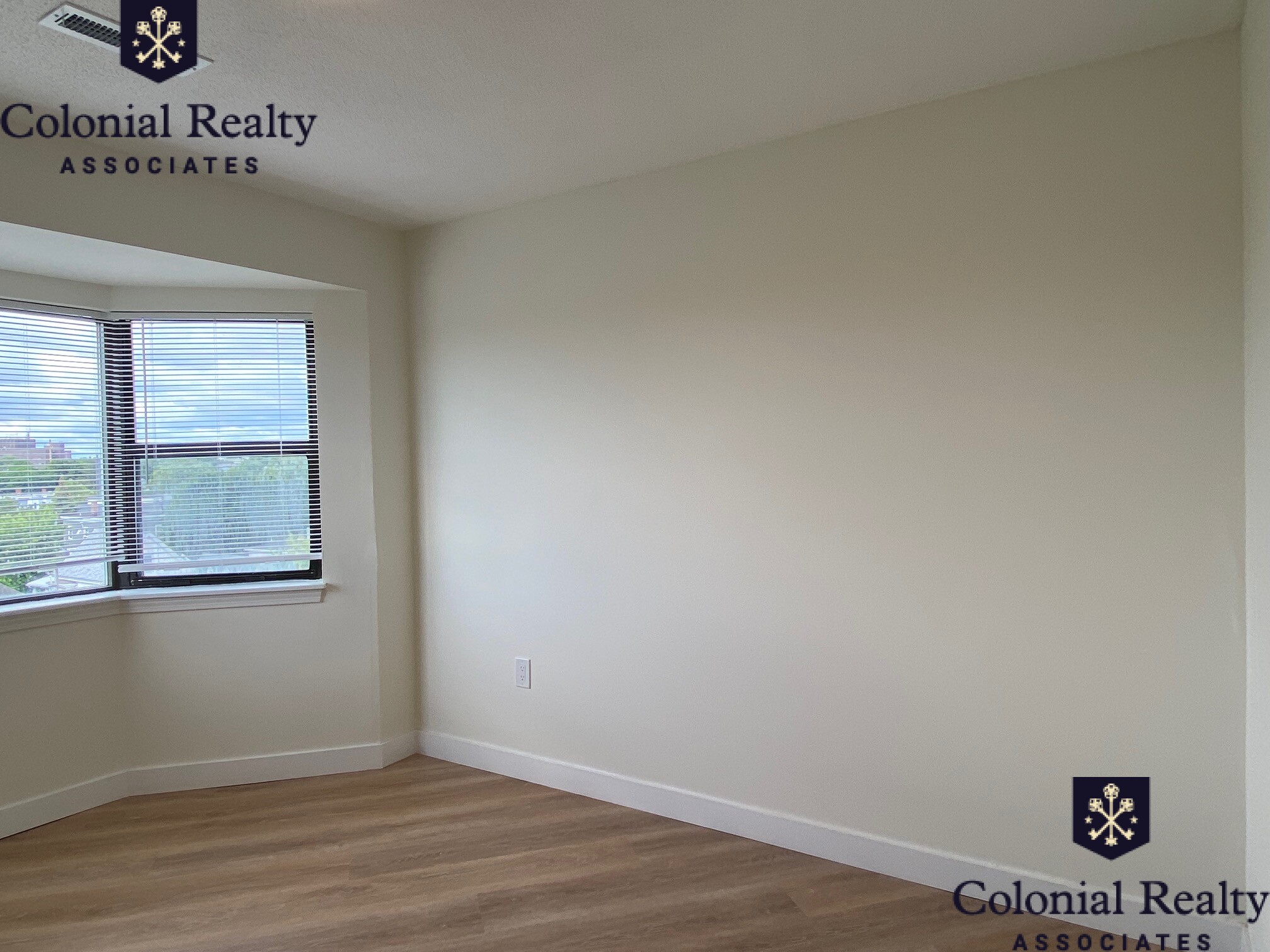 25 Webster Ave, East Somerville