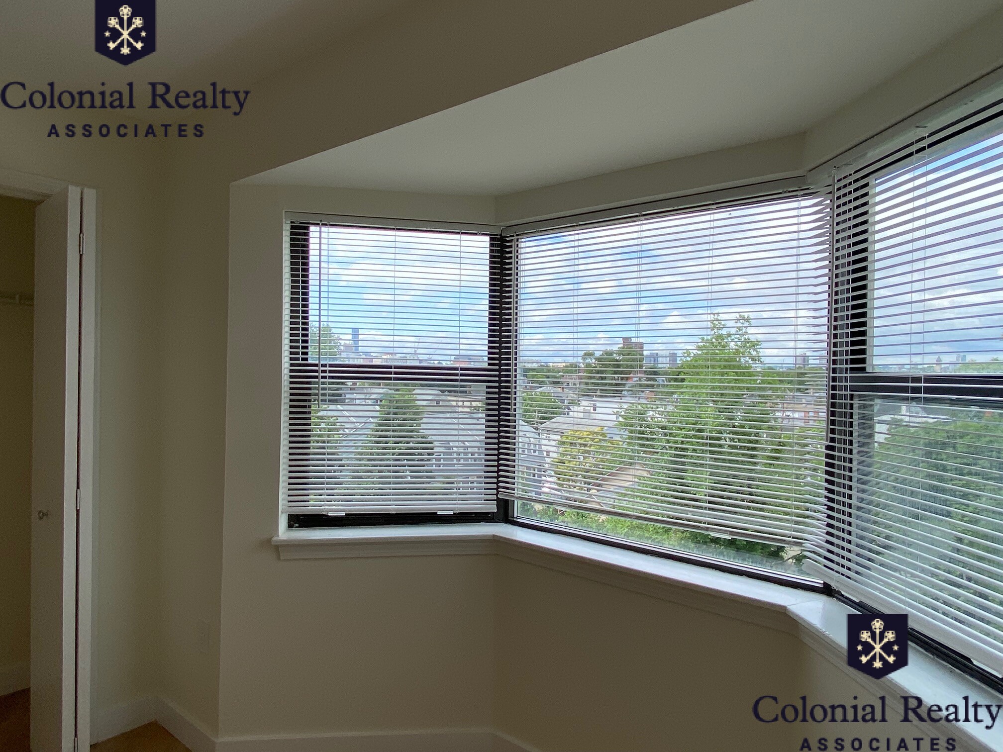 25 Webster Ave, East Somerville