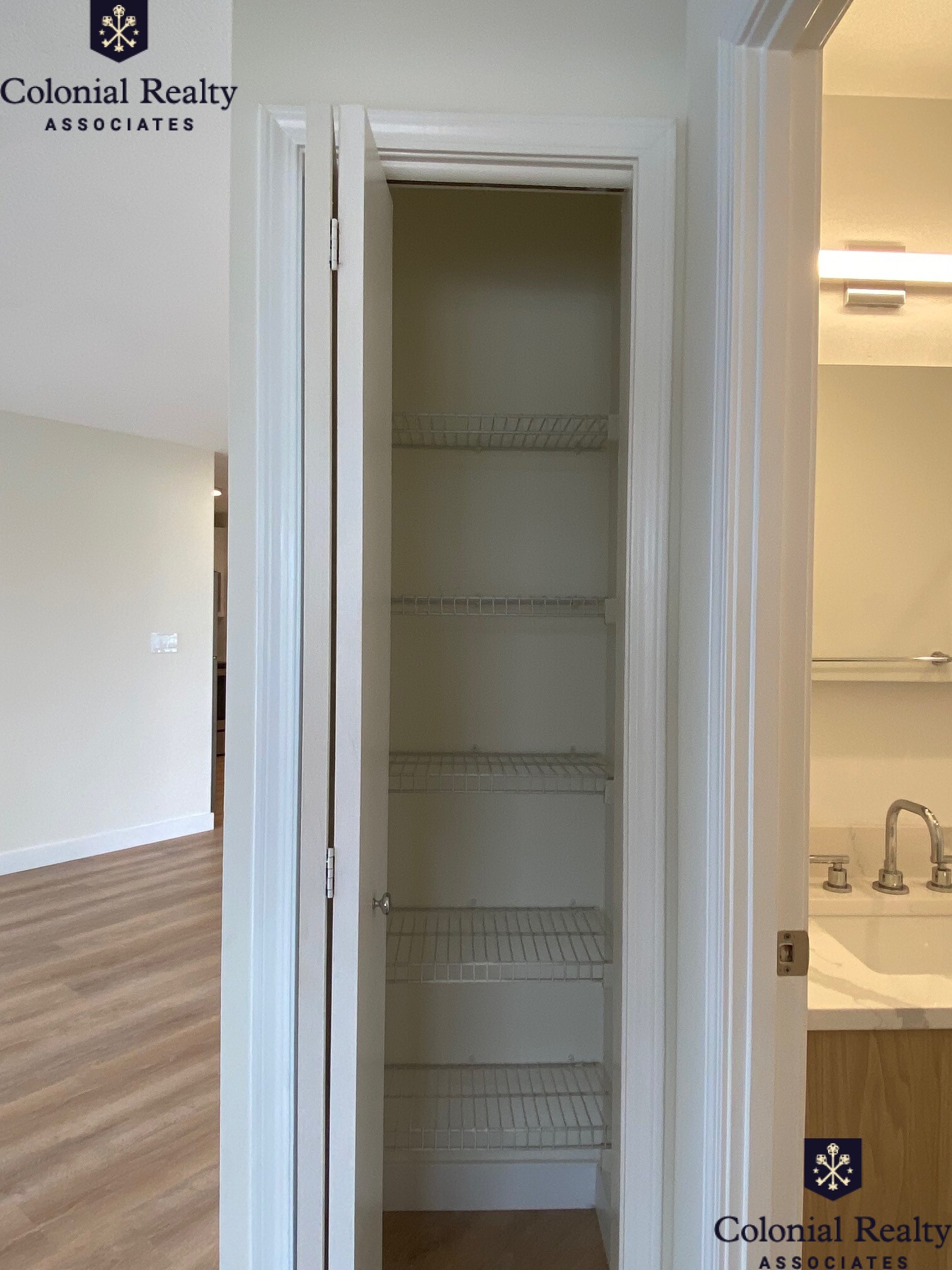 25 Webster Ave, East Somerville