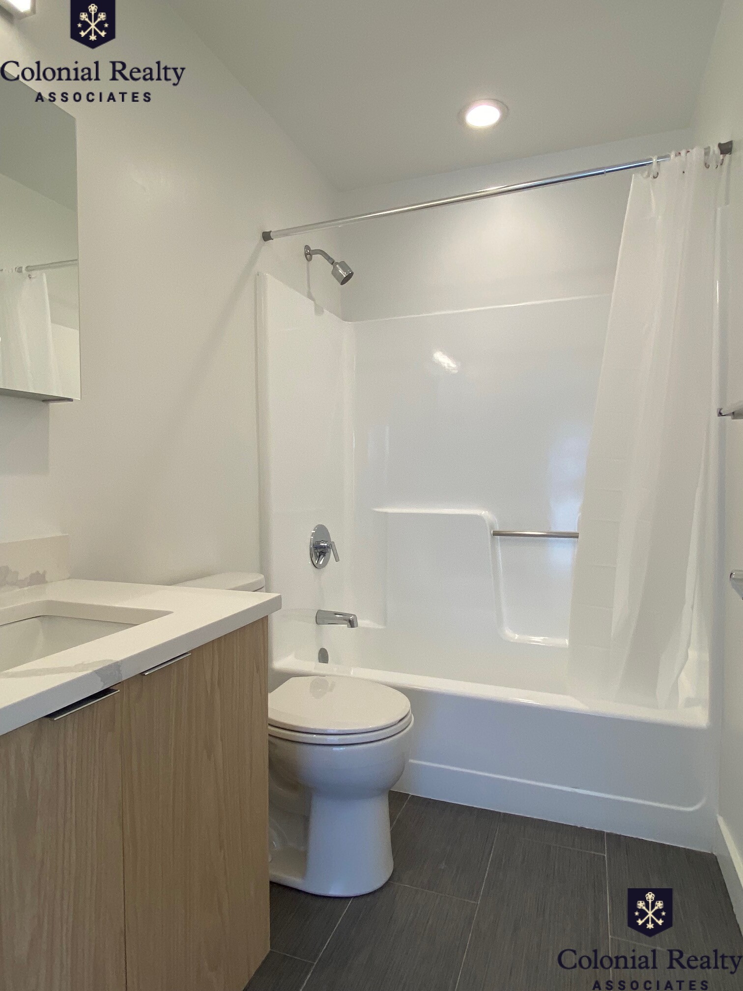 25 Webster Ave, East Somerville