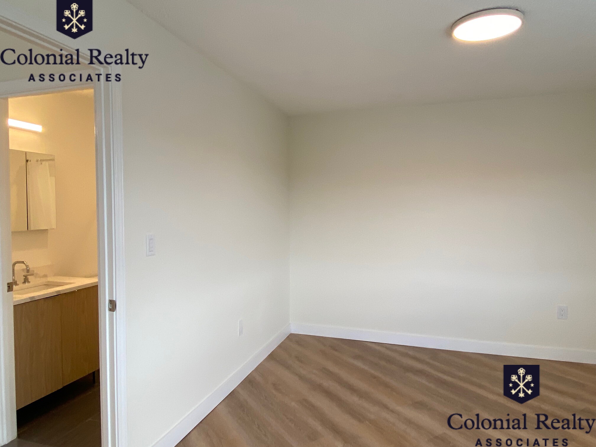 25 Webster Ave, East Somerville