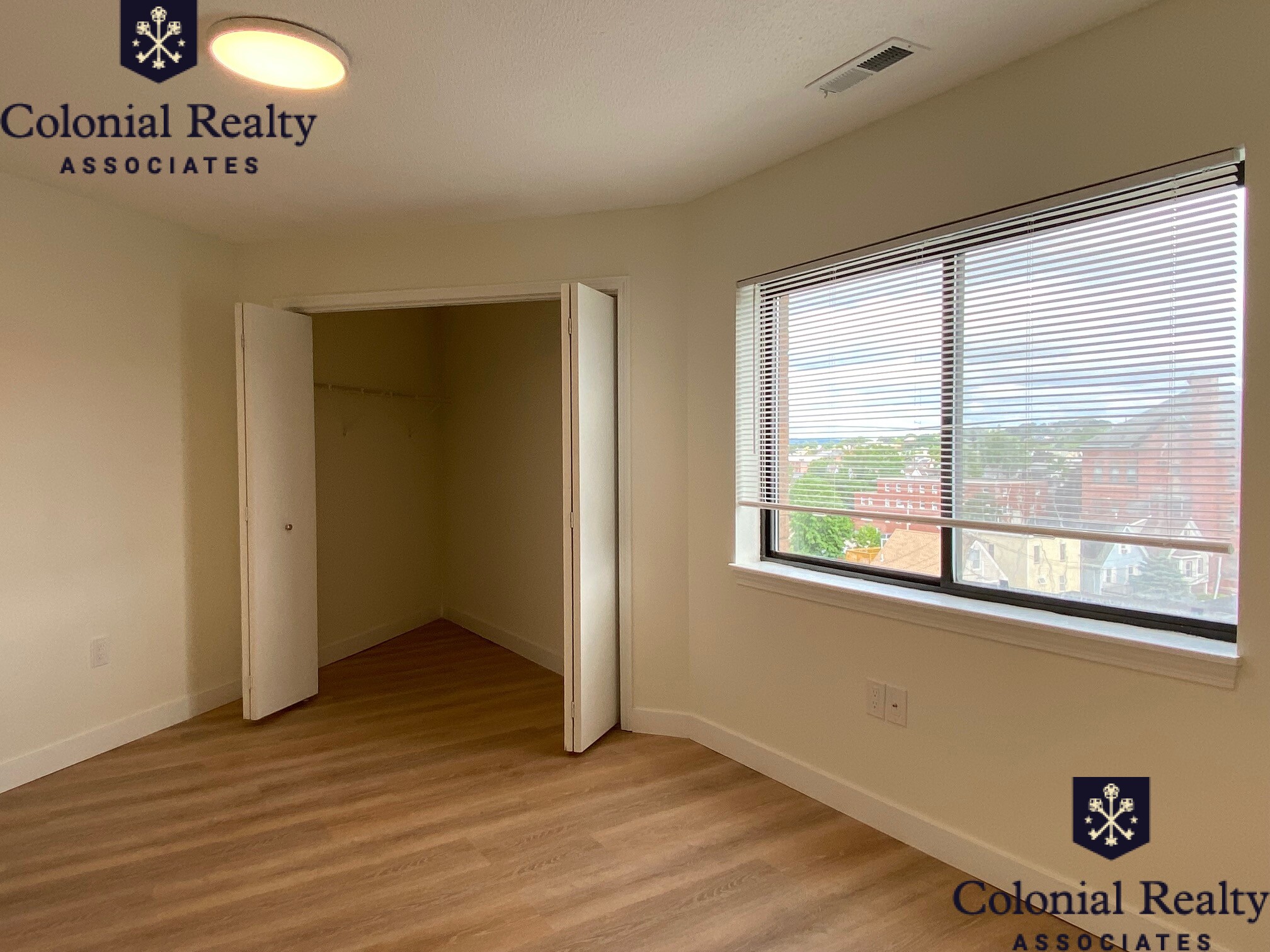 25 Webster Ave, East Somerville