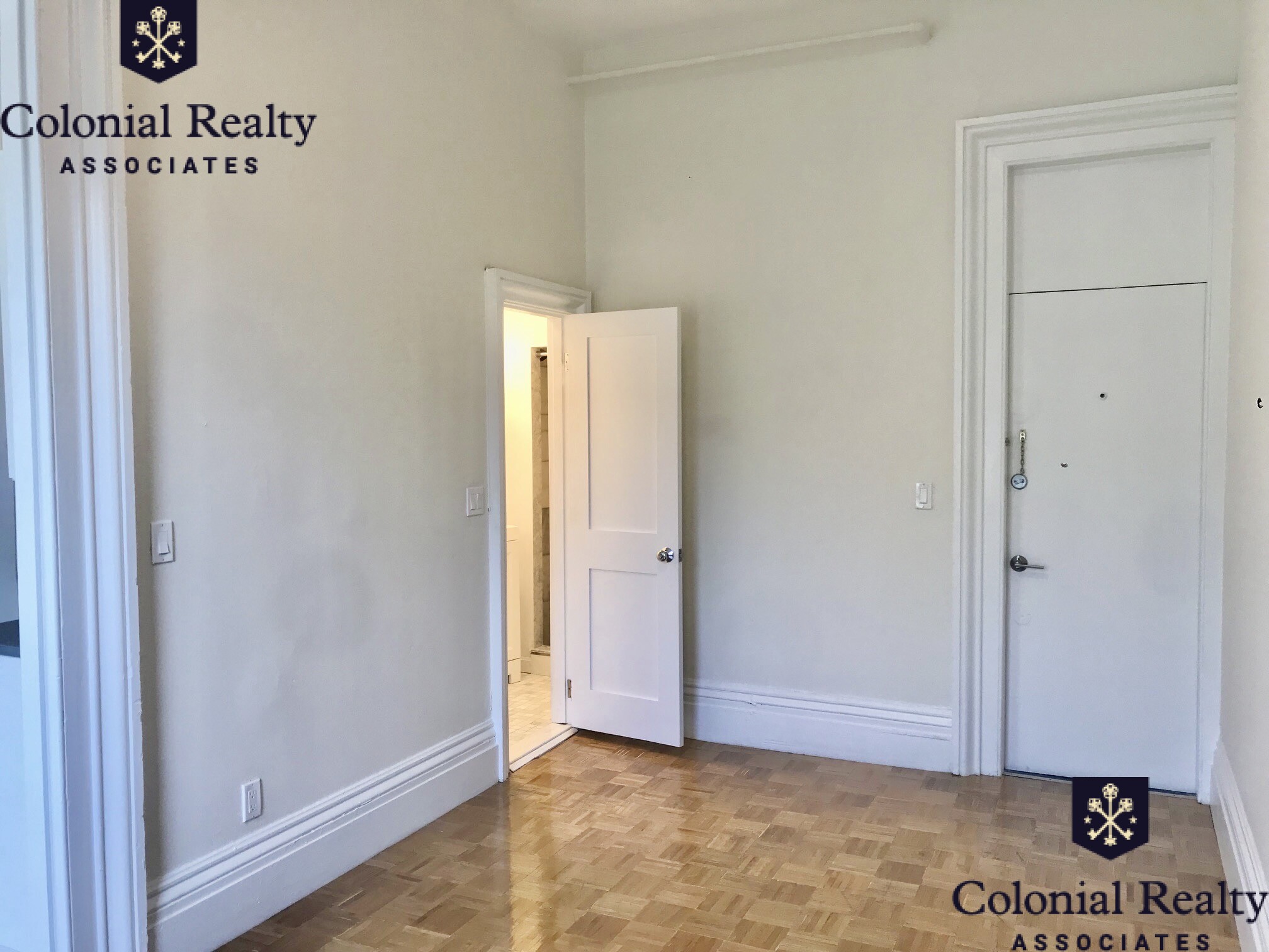 92 Charles St, Beacon Hill