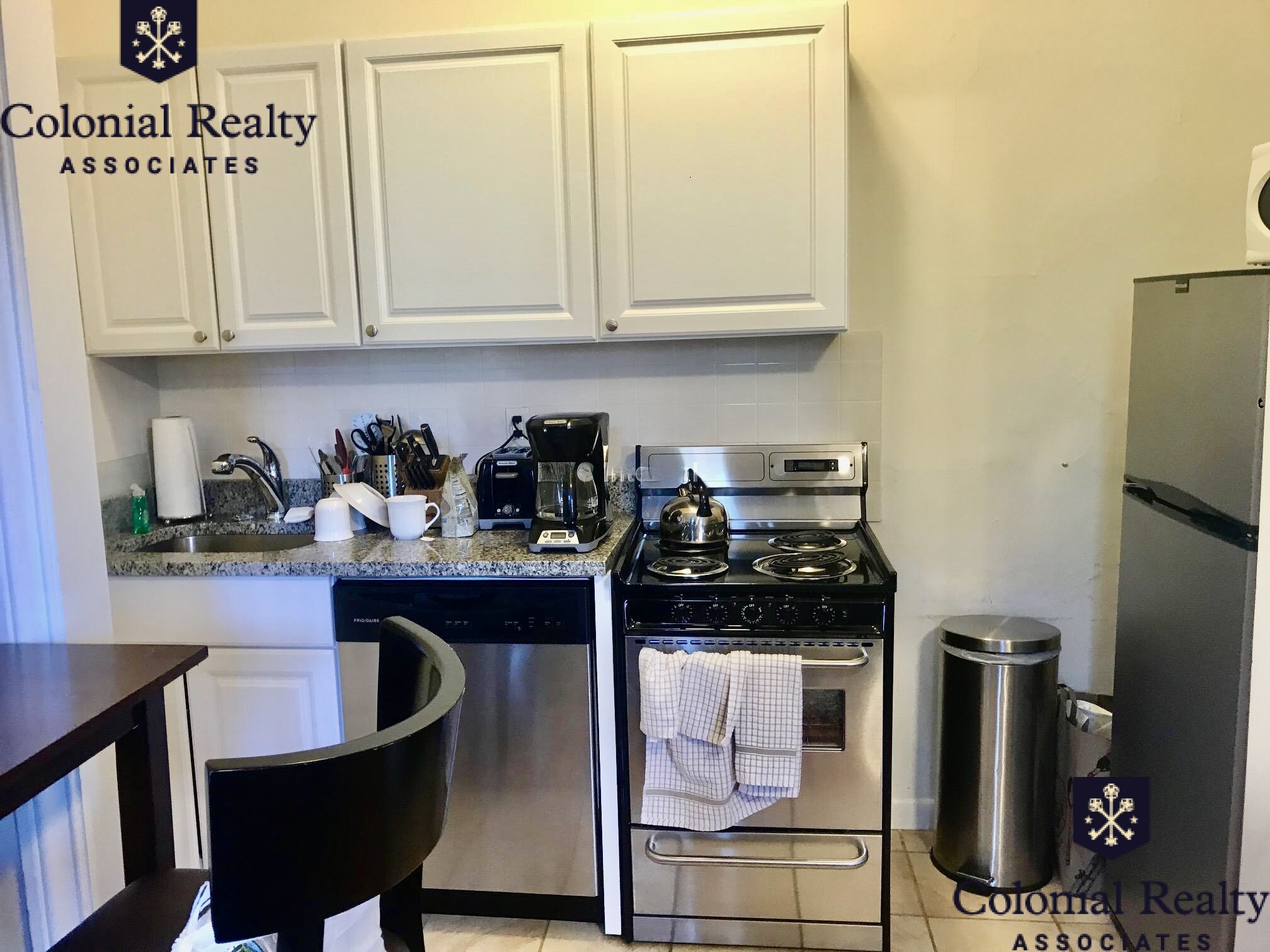 92 Charles St, Beacon Hill