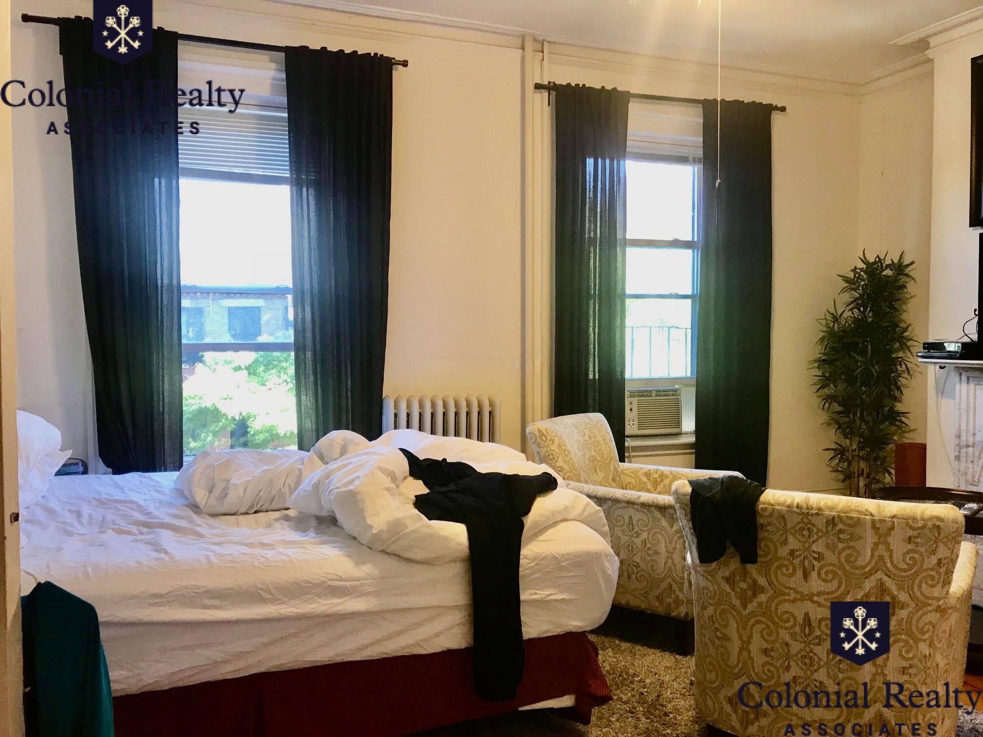 92 Charles St, Beacon Hill