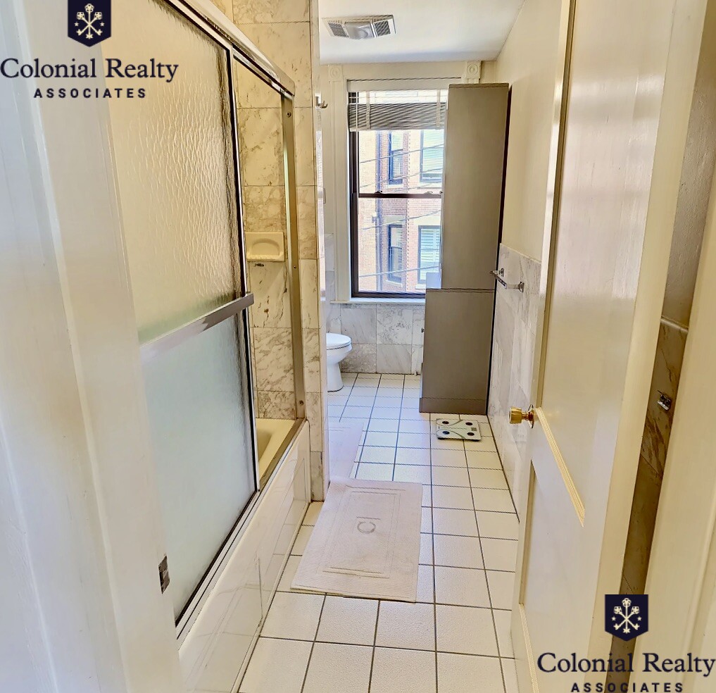 12 Dean Rd, Washington Square