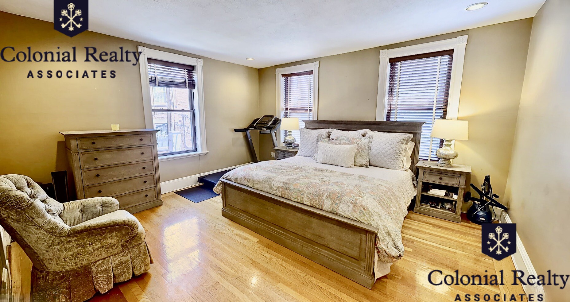 12 Dean Rd, Washington Square