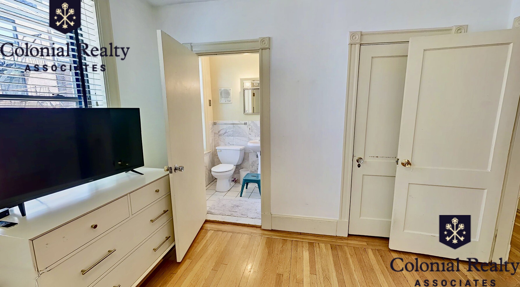 12 Dean Rd, Washington Square