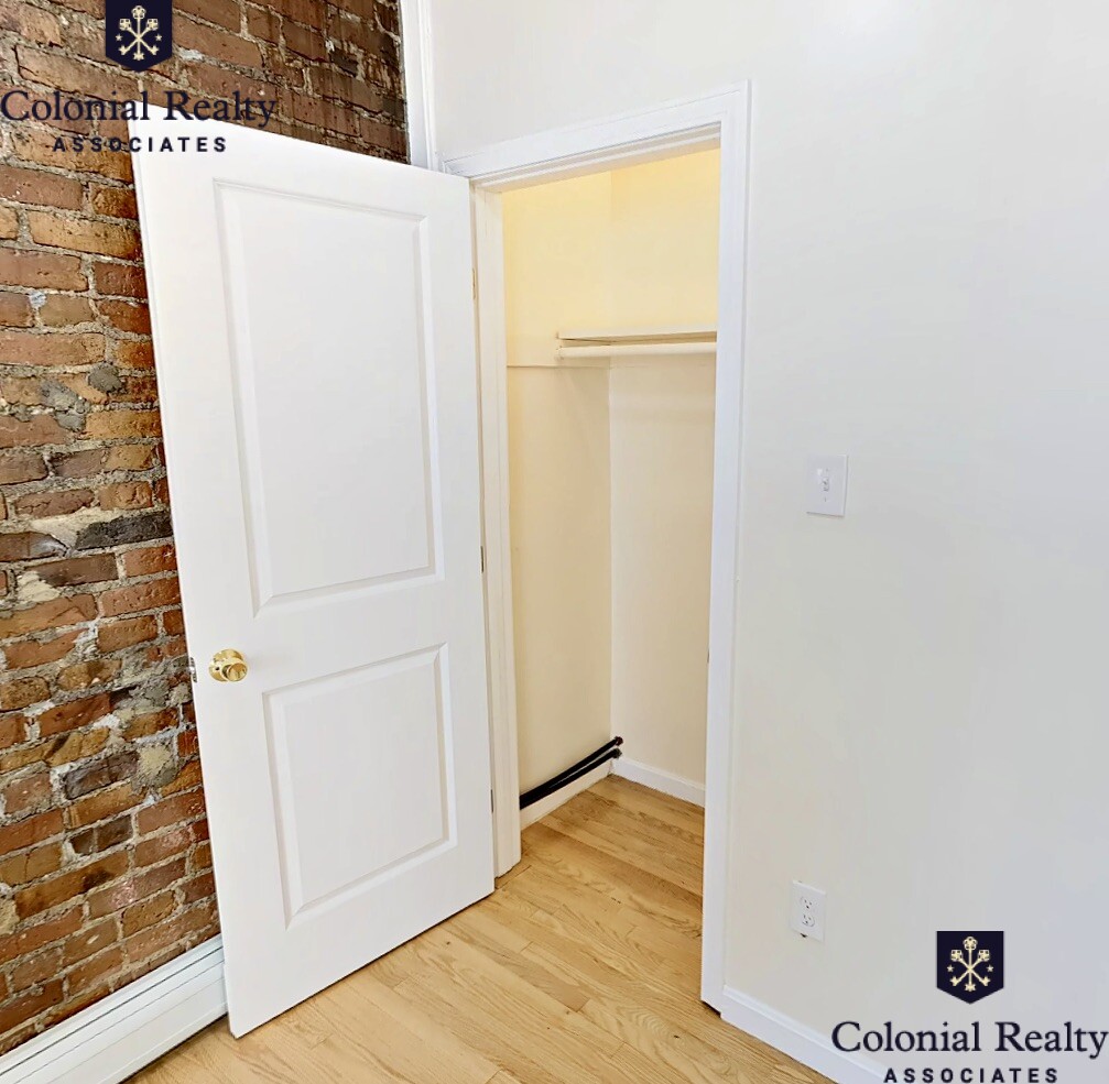 49 Cameron St, Brookline Village