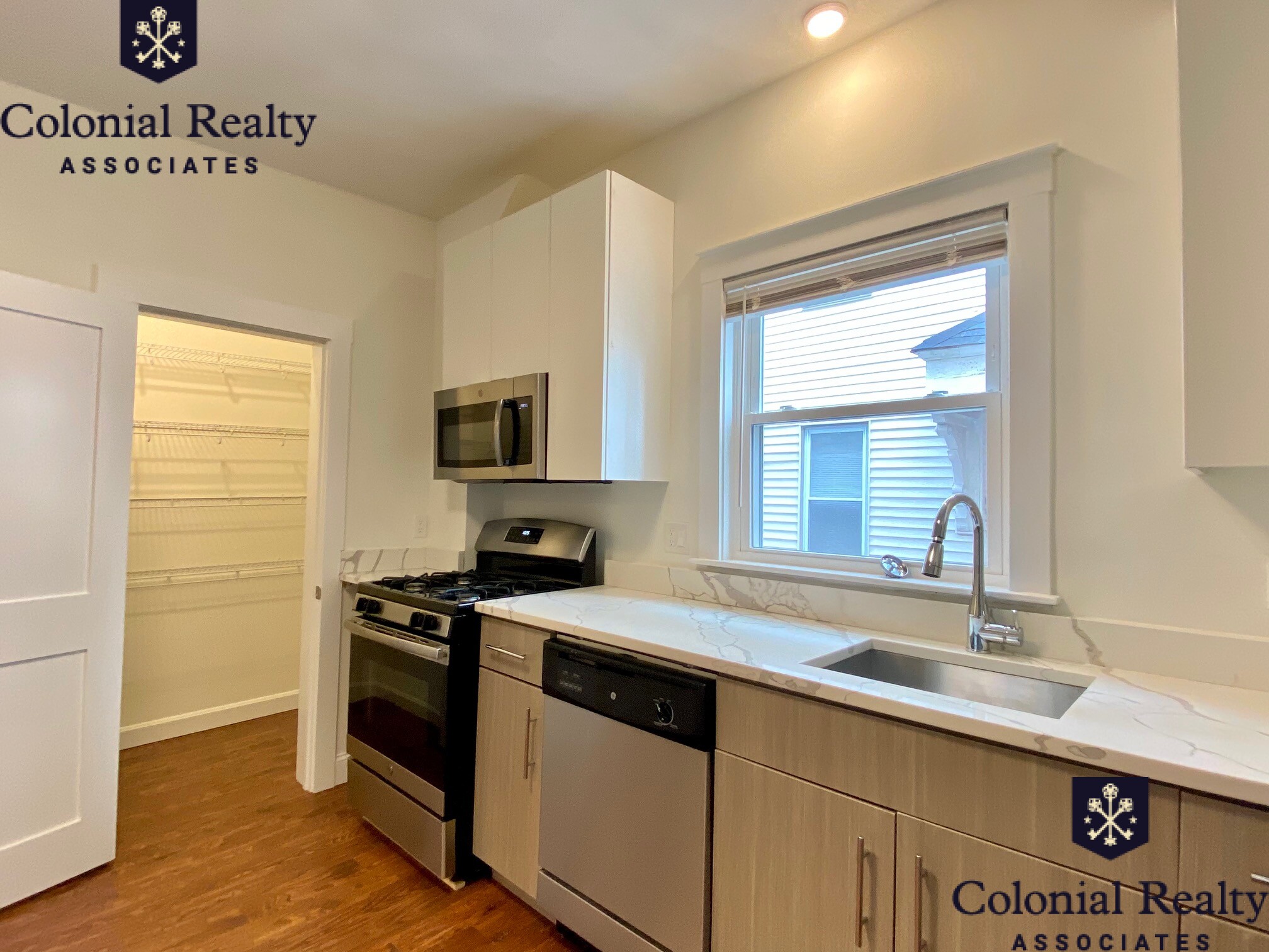 229 Charles St, East Cambridge