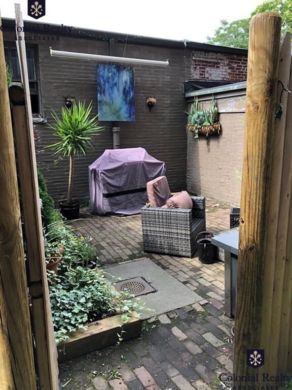 468 Beacon St, Back Bay