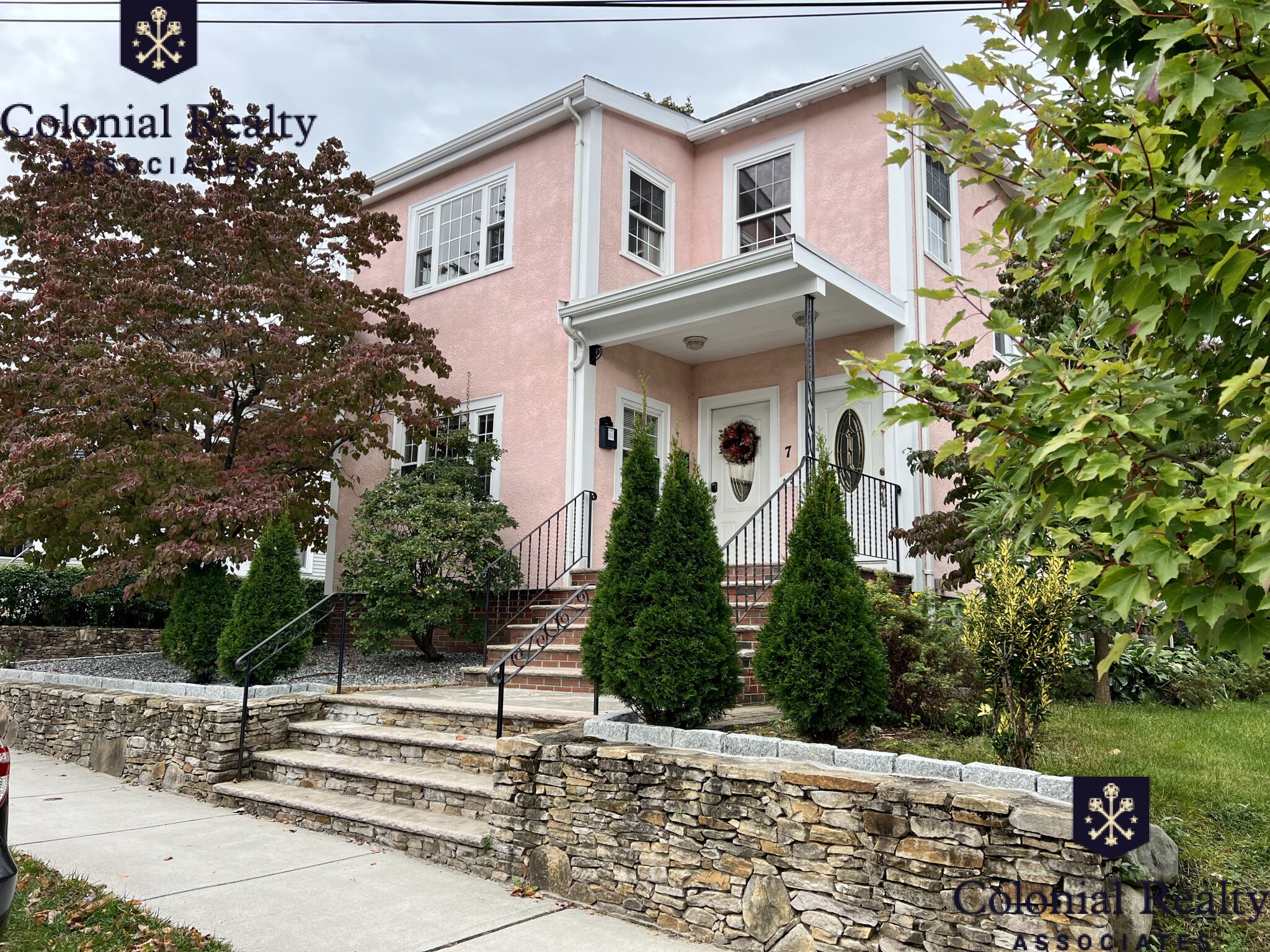 7 Woodleigh Rd, East Watertown