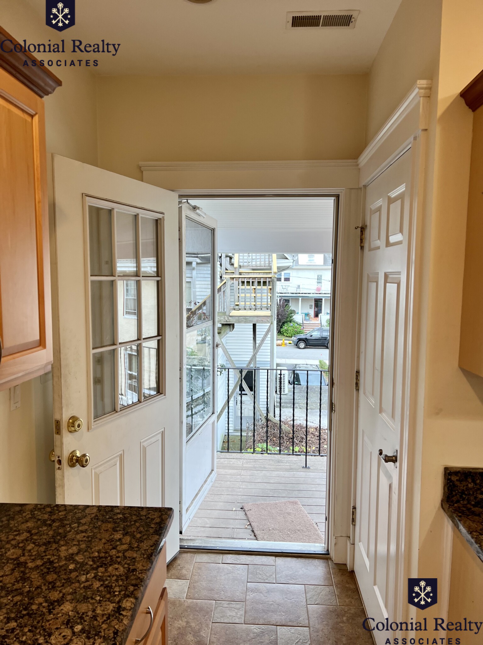 9 Woodleigh Rd, East Watertown