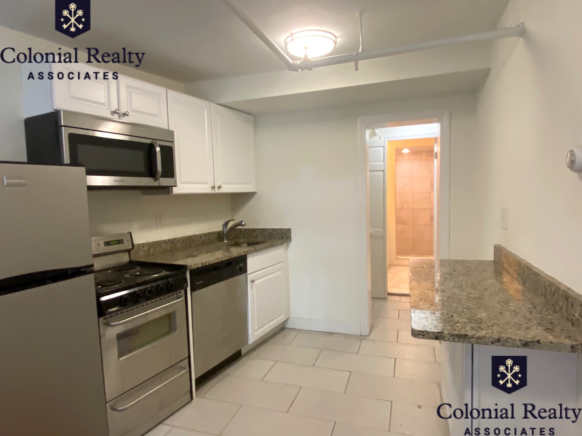 92 Charles St, Beacon Hill