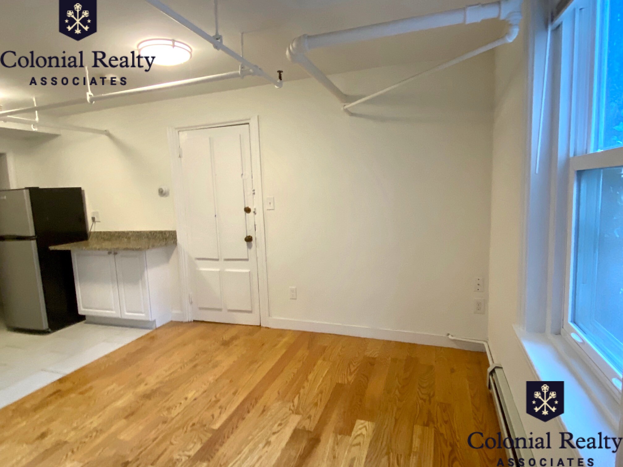 92 Charles St, Beacon Hill