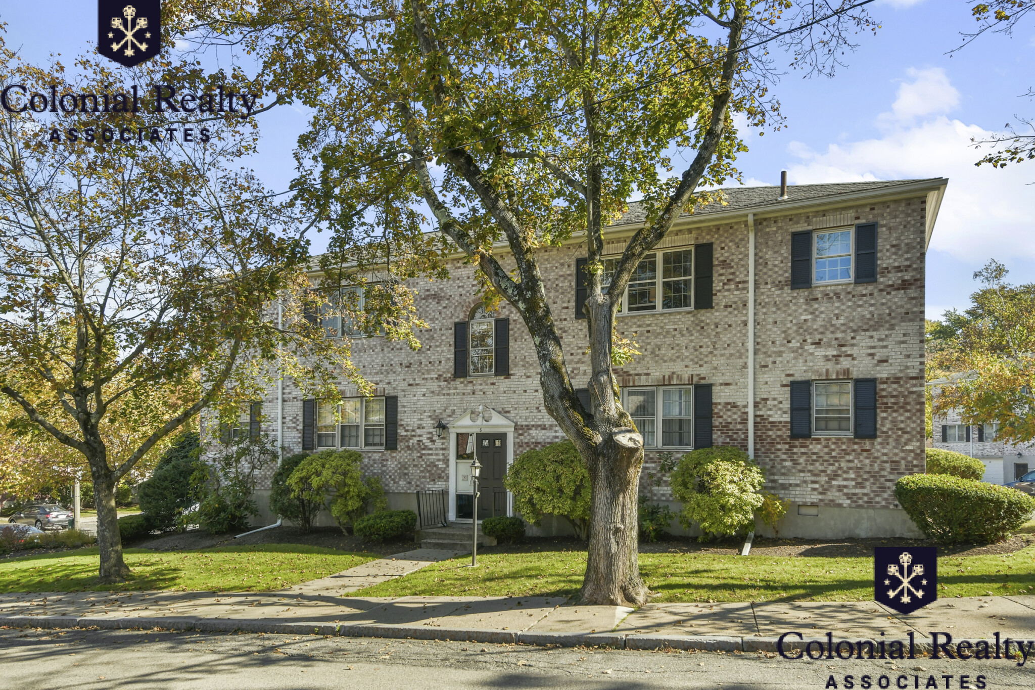 6 Lake Shore Ter, Brighton