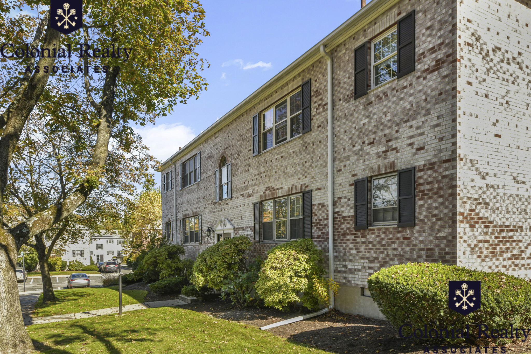 6 Lake Shore Ter, Brighton