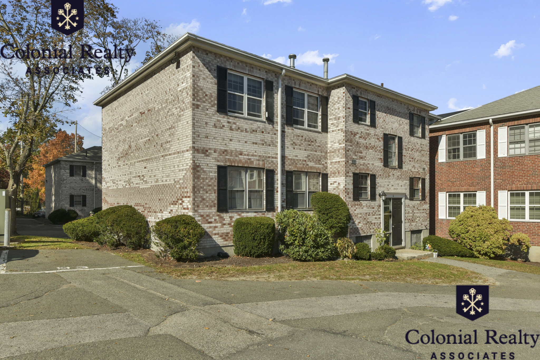 6 Lake Shore Ter, Brighton