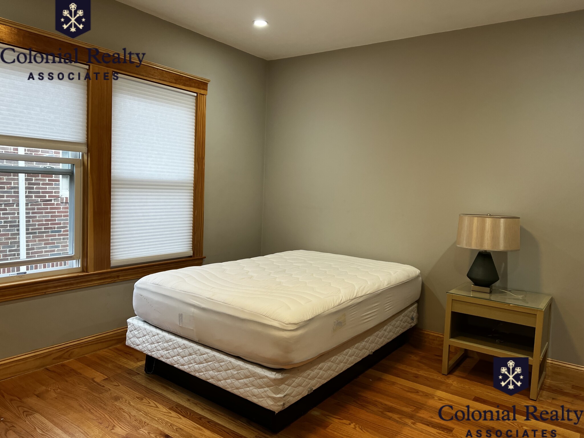 152 Winchester St, Coolidge Corner