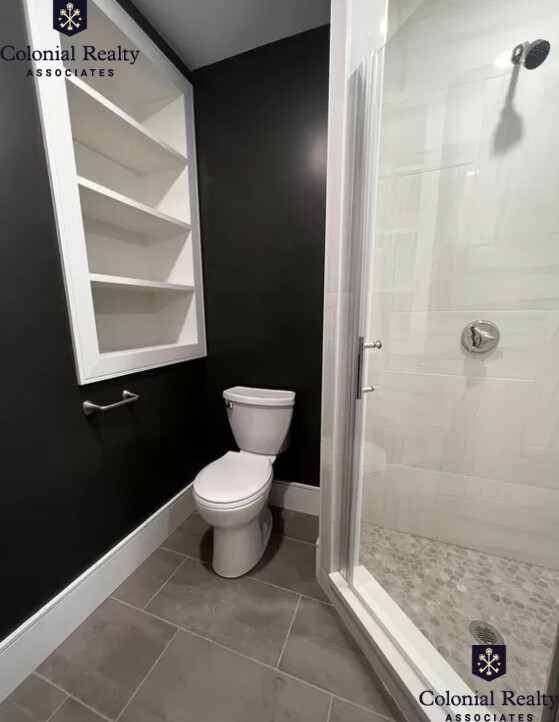 9 University Rd, Washington Square