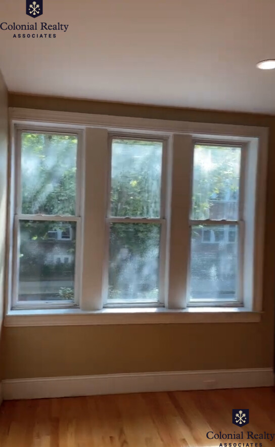 328 Saint Paul St, Coolidge Corner