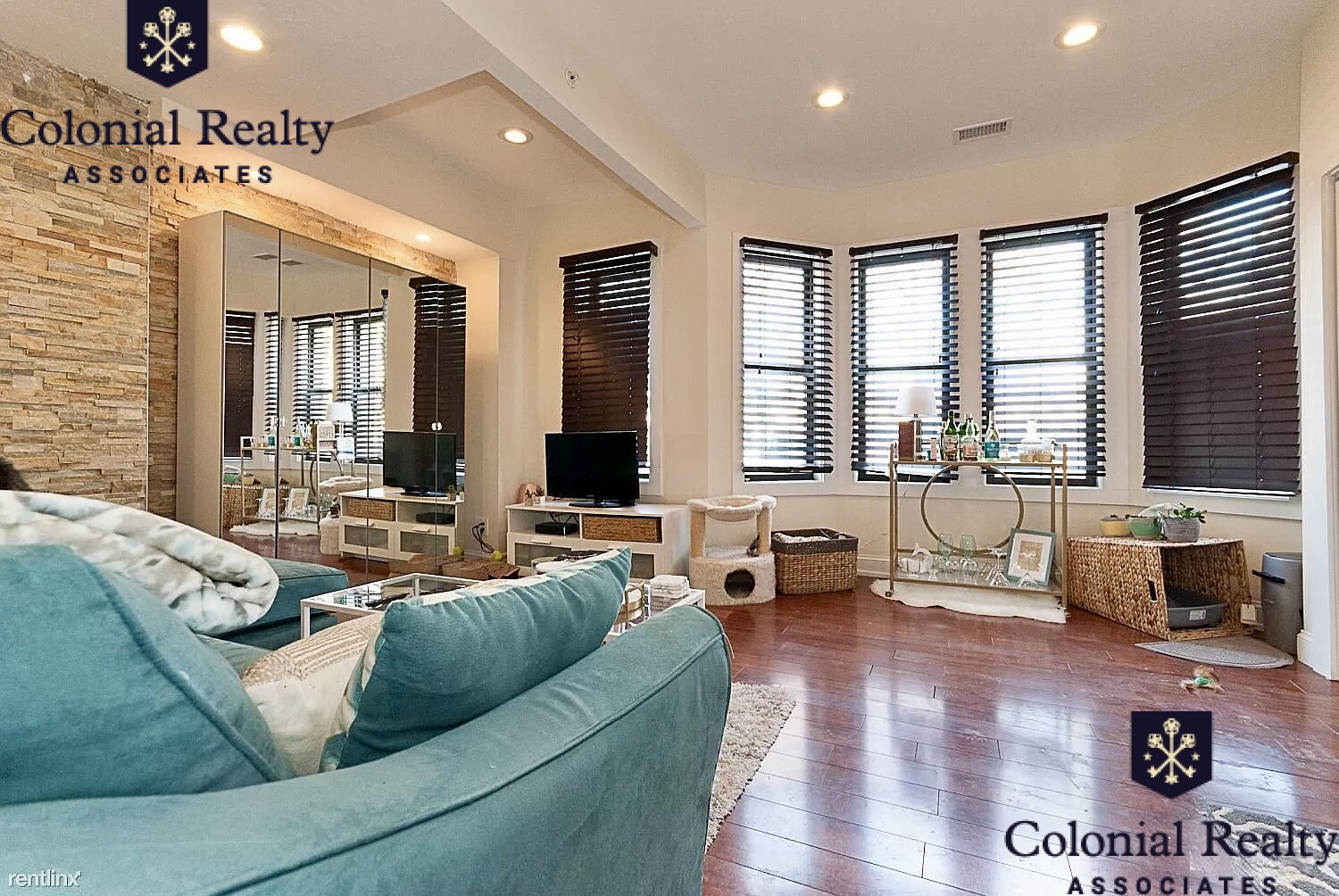 1203 Beacon, Coolidge Corner