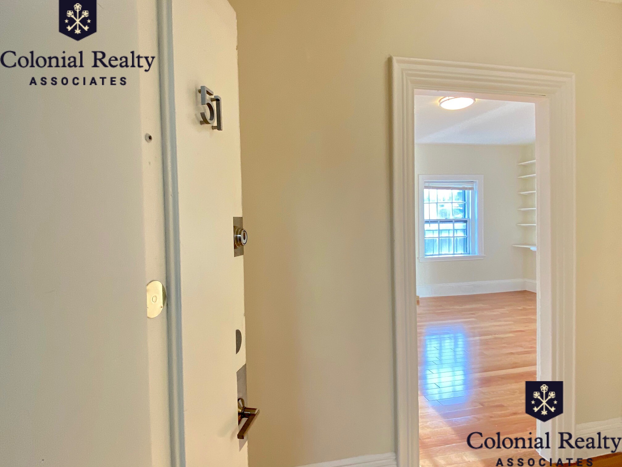 92 Charles St, Beacon Hill