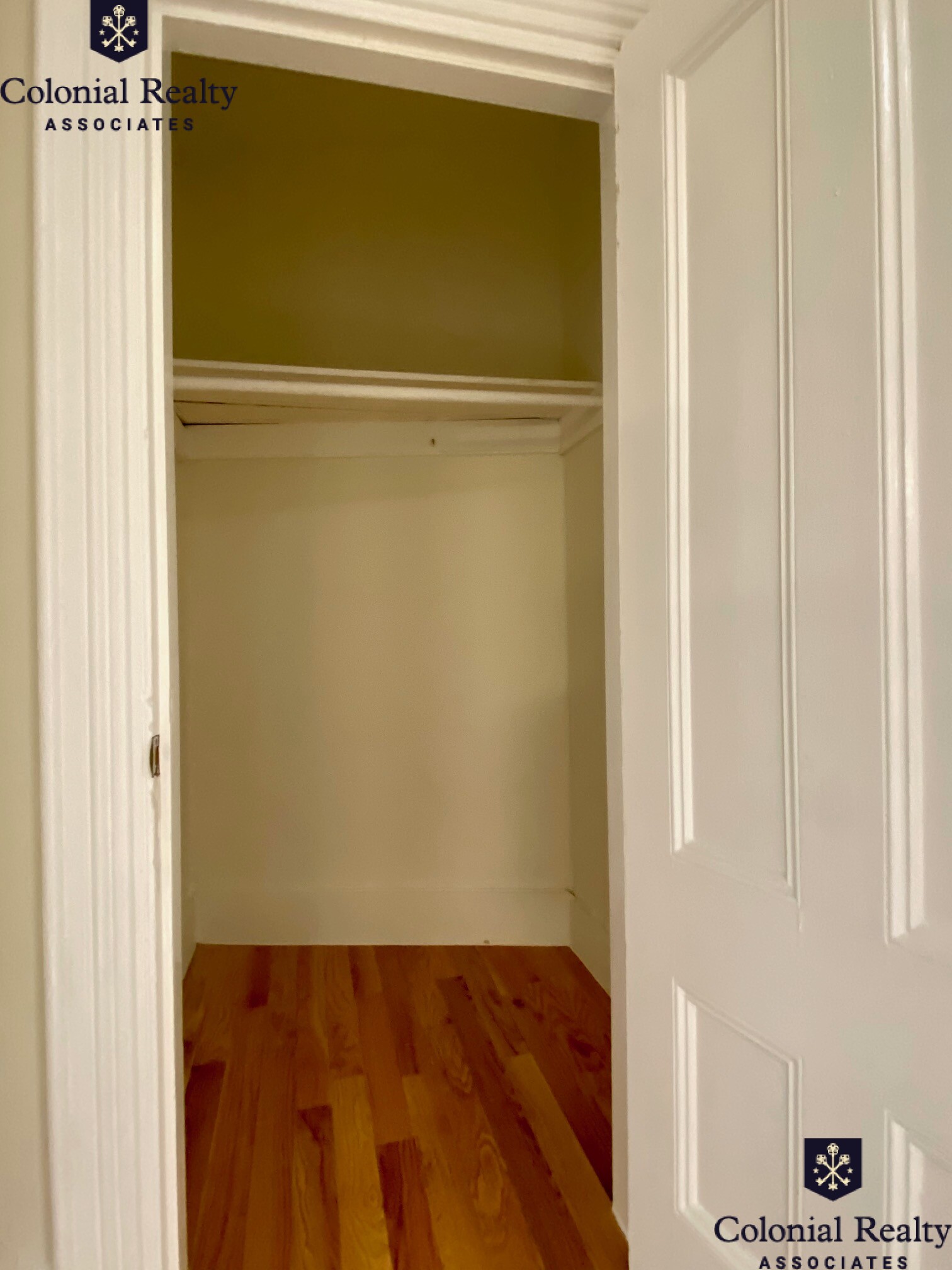 92 Charles St, Beacon Hill