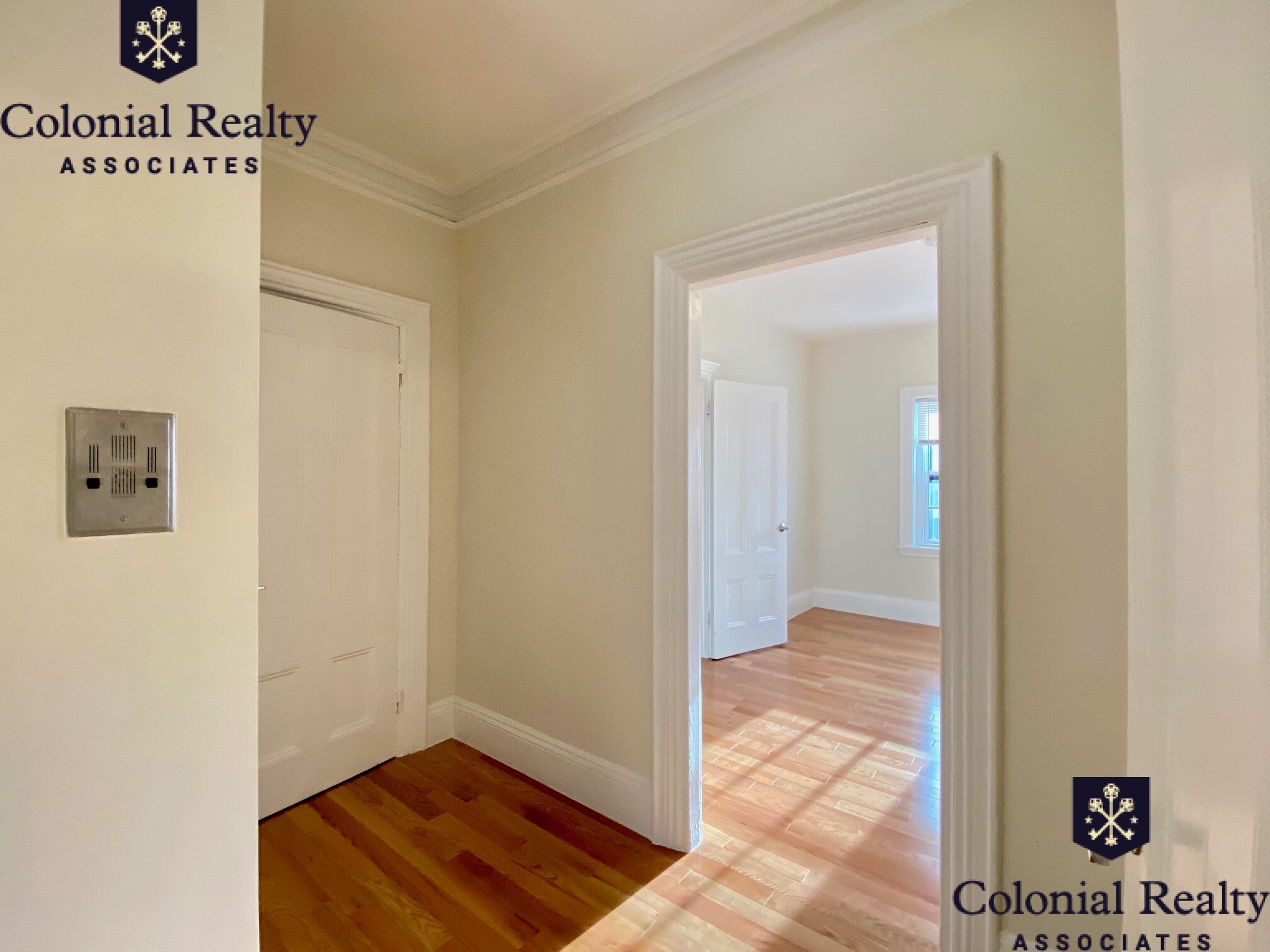 92 Charles St, Beacon Hill