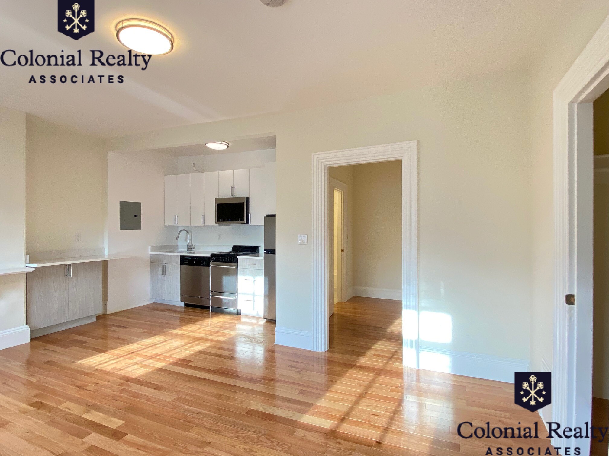 92 Charles St, Beacon Hill