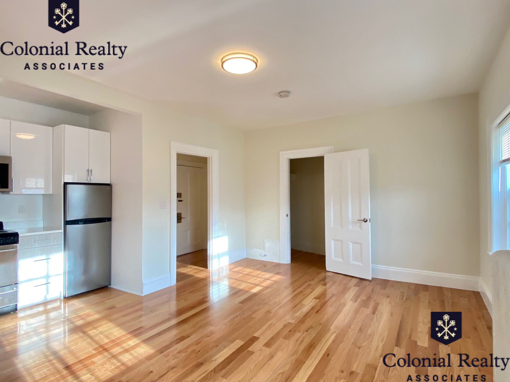 92 Charles St, Beacon Hill