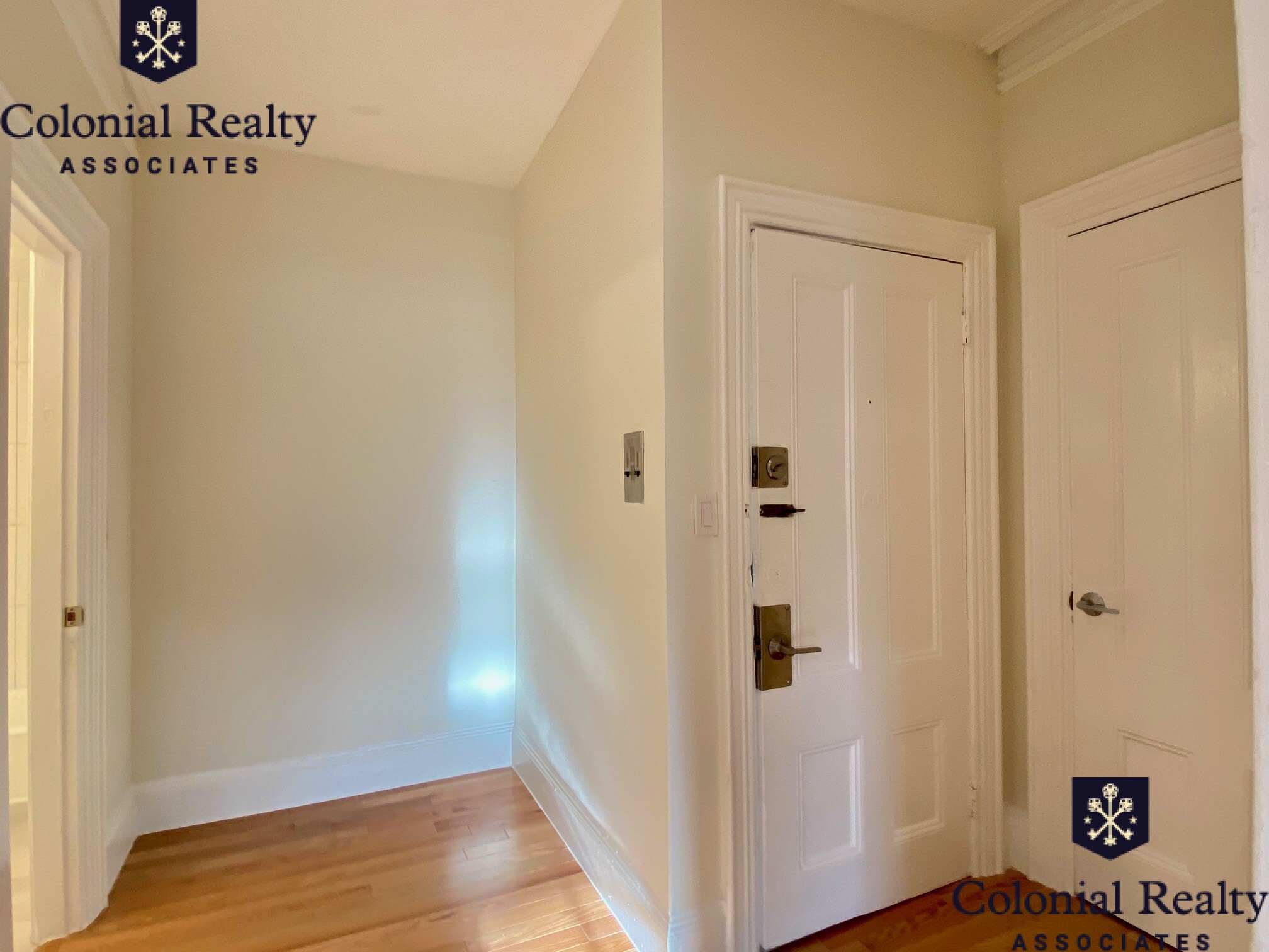 92 Charles St, Beacon Hill