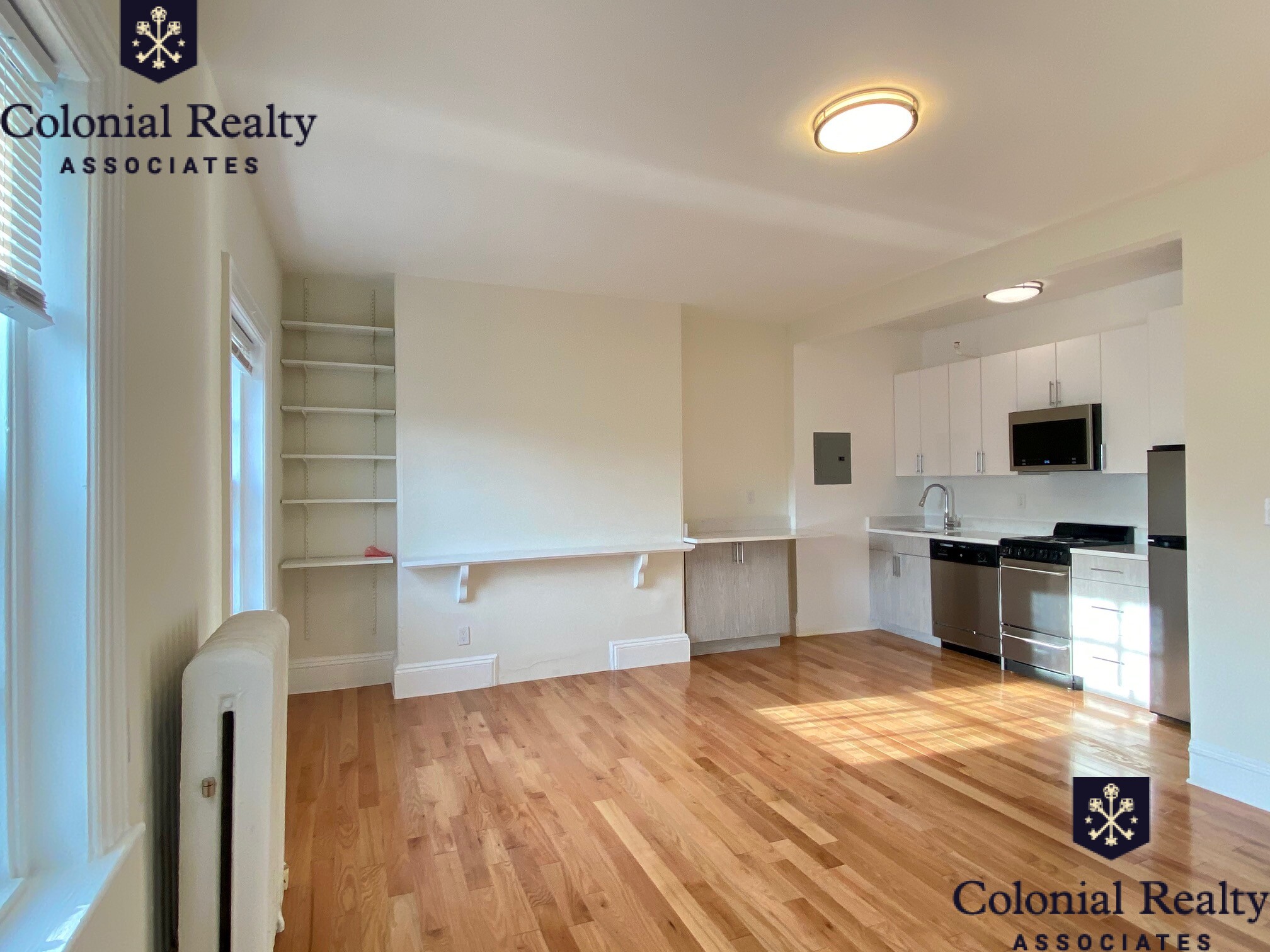 92 Charles St, Beacon Hill